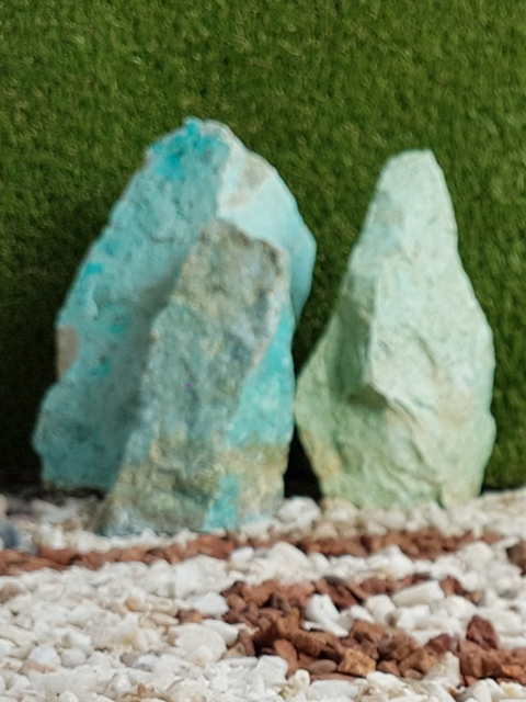 Gran variedad de piedras decorativas para decorar tu jardín y hogar