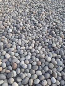 Bolón de río canto rodado